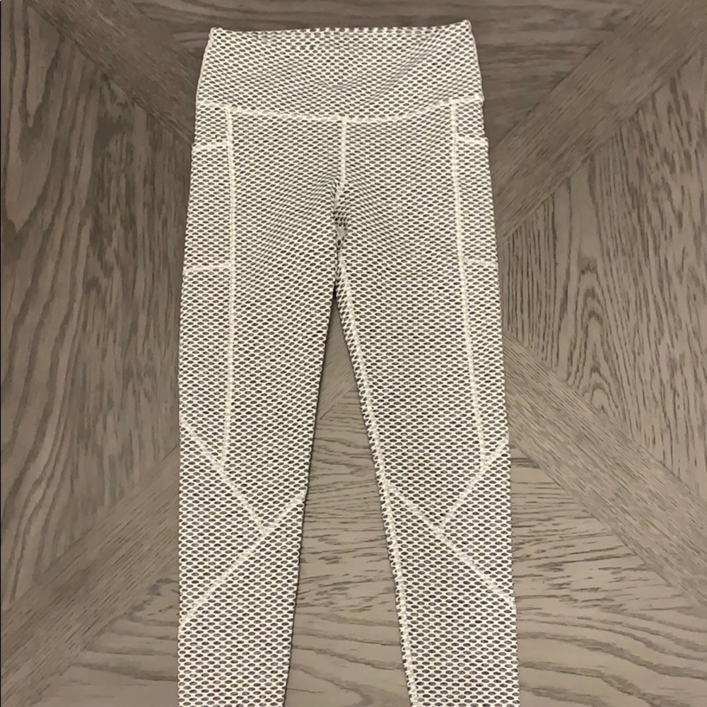Patterned leggings